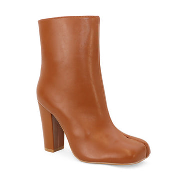 Womens Camel Toe Block Heel Ankle Bootie