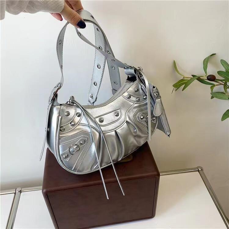 Adjustable Shoulder Bags H-BALI by Liliana | Shoe Time
