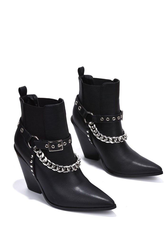 Cape Robbin DIMITRI Chain Detailed Ankle Western Boots Black| Shoe Time