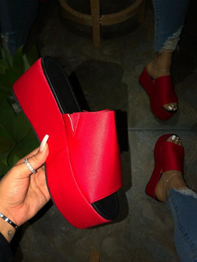 Liliana Budza-5 Classic Neoprone Open Toe Platform Sandal Red